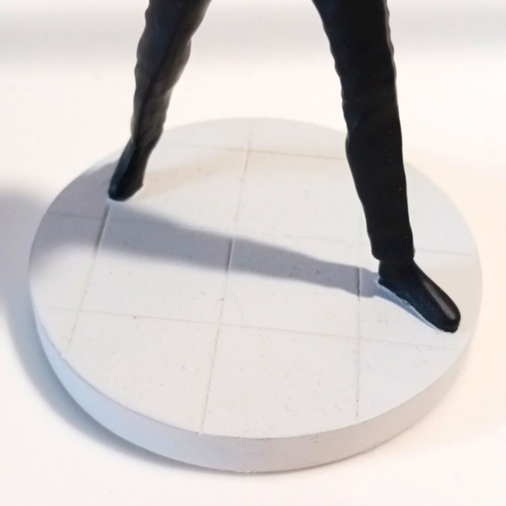 ELVIS PRESLEY The Art Of Sport Collectable Figurine 👑 Limited Edition - Picture 8 of 12